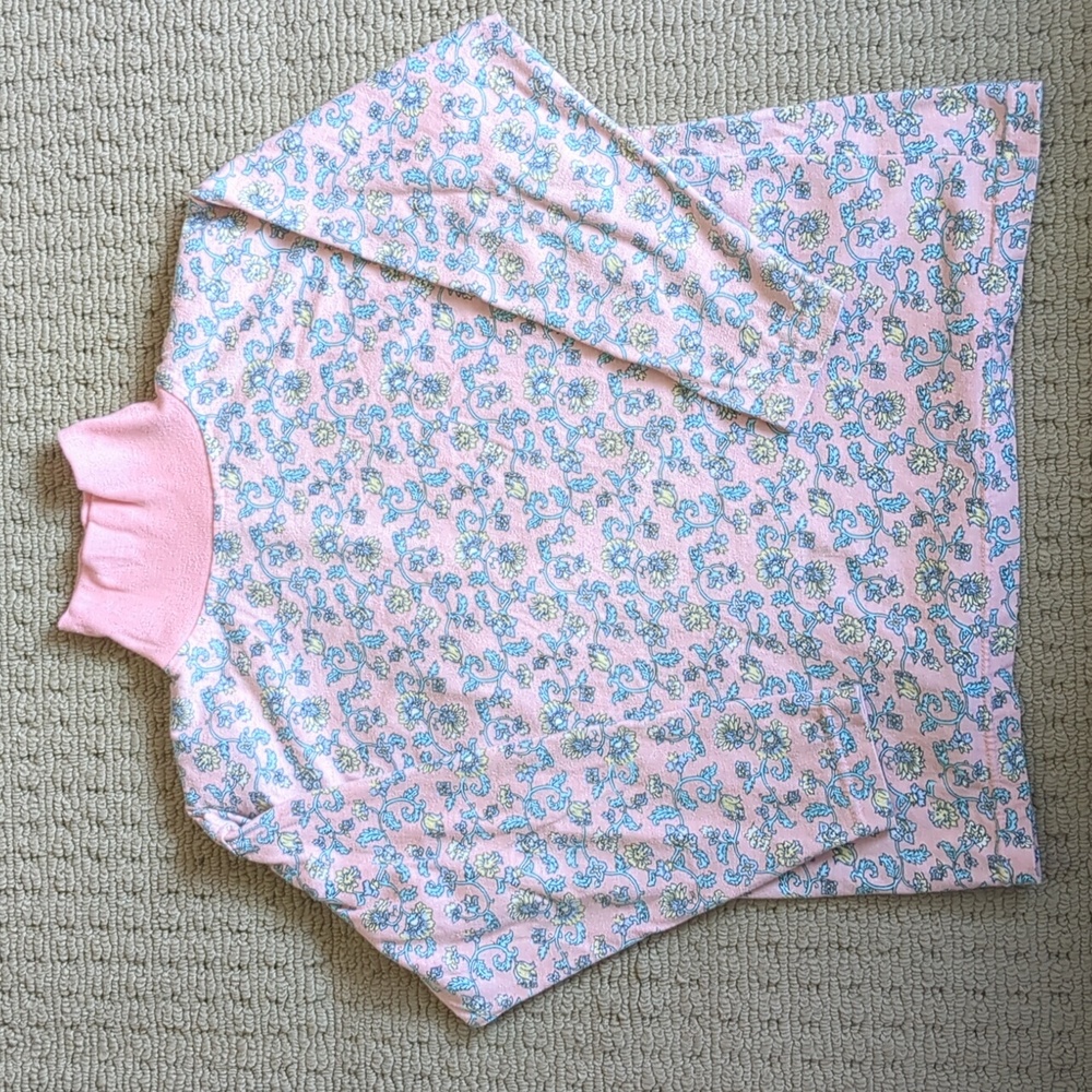 EJ Gitano sL Pink Floral Paisley Turtleneck